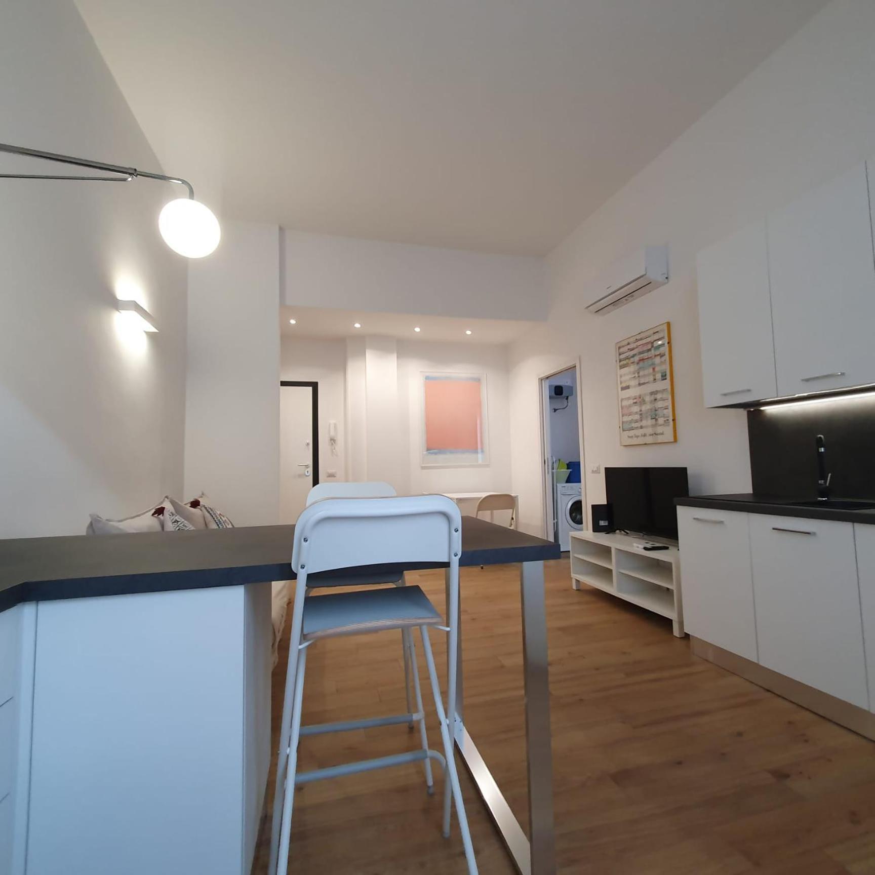 Bnbutler - Grasselli, 8 - Comfy And Newly Renovated Apartment Milan Bagian luar foto